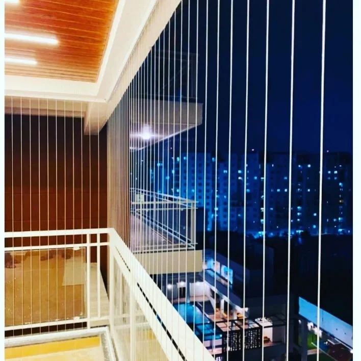 BALCONY INVISIBLEGRILLS