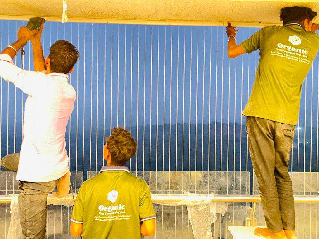 INVISIBLEGRILLS INSTALATION FOR CHILDREN SEFTY